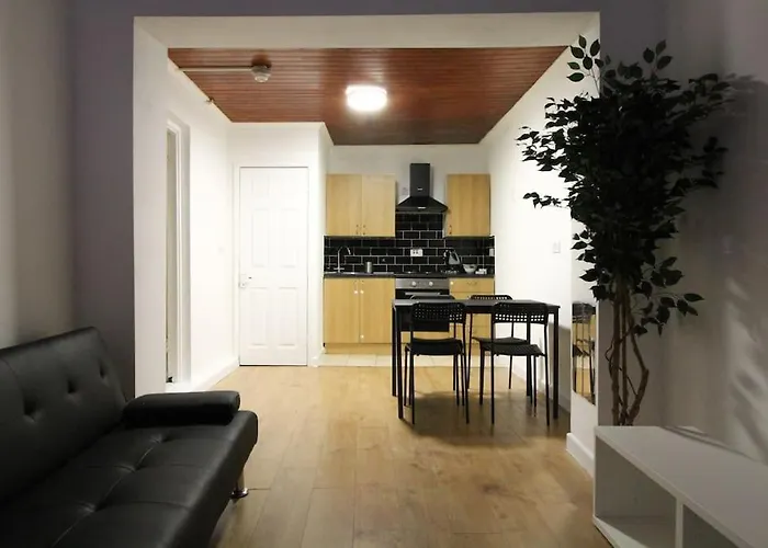 One Bedroom City Centre Apartment - Flat 3