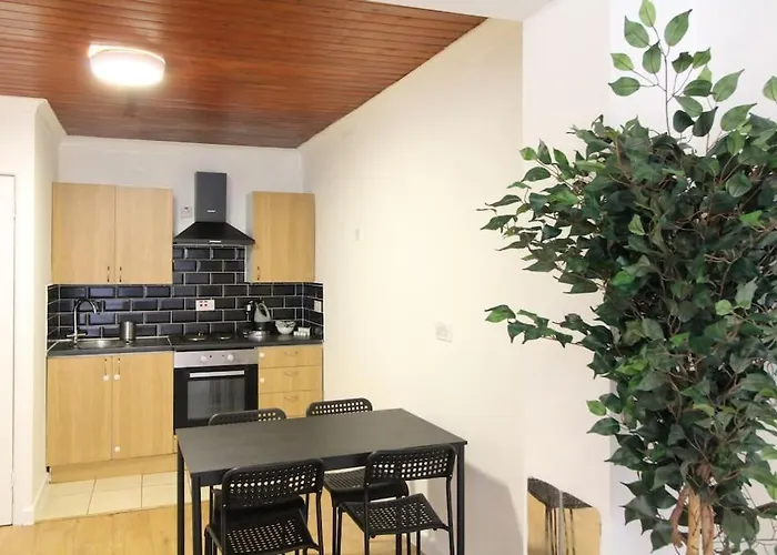 One Bedroom City Centre Apartment - Flat 3